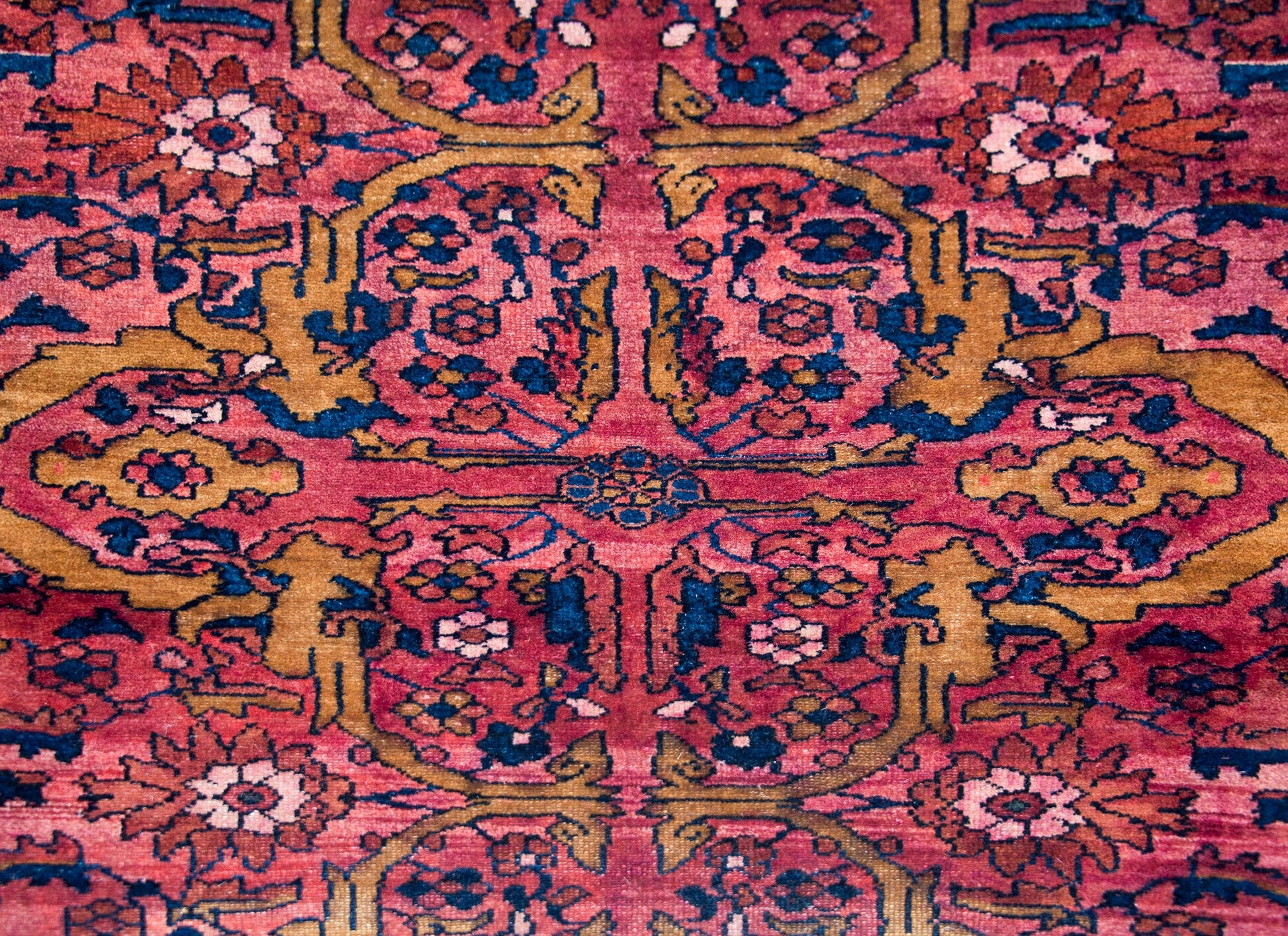Early 20th Century Persian Lilihan Rug For Sale