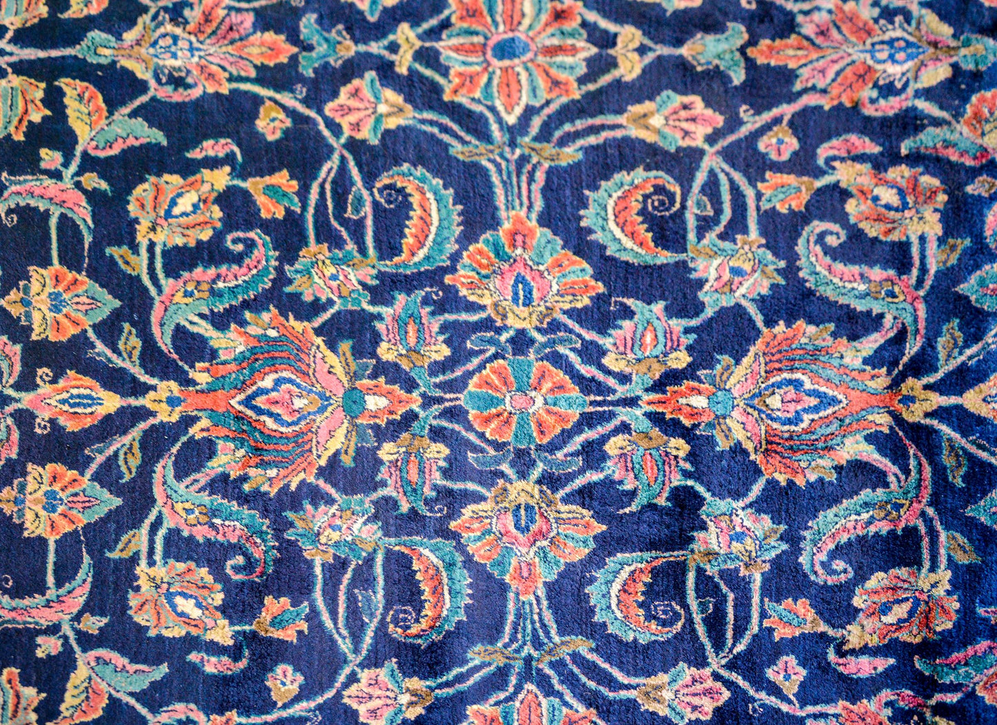 Outstanding Early 20th Century Antique Sarouk Rug For Sale