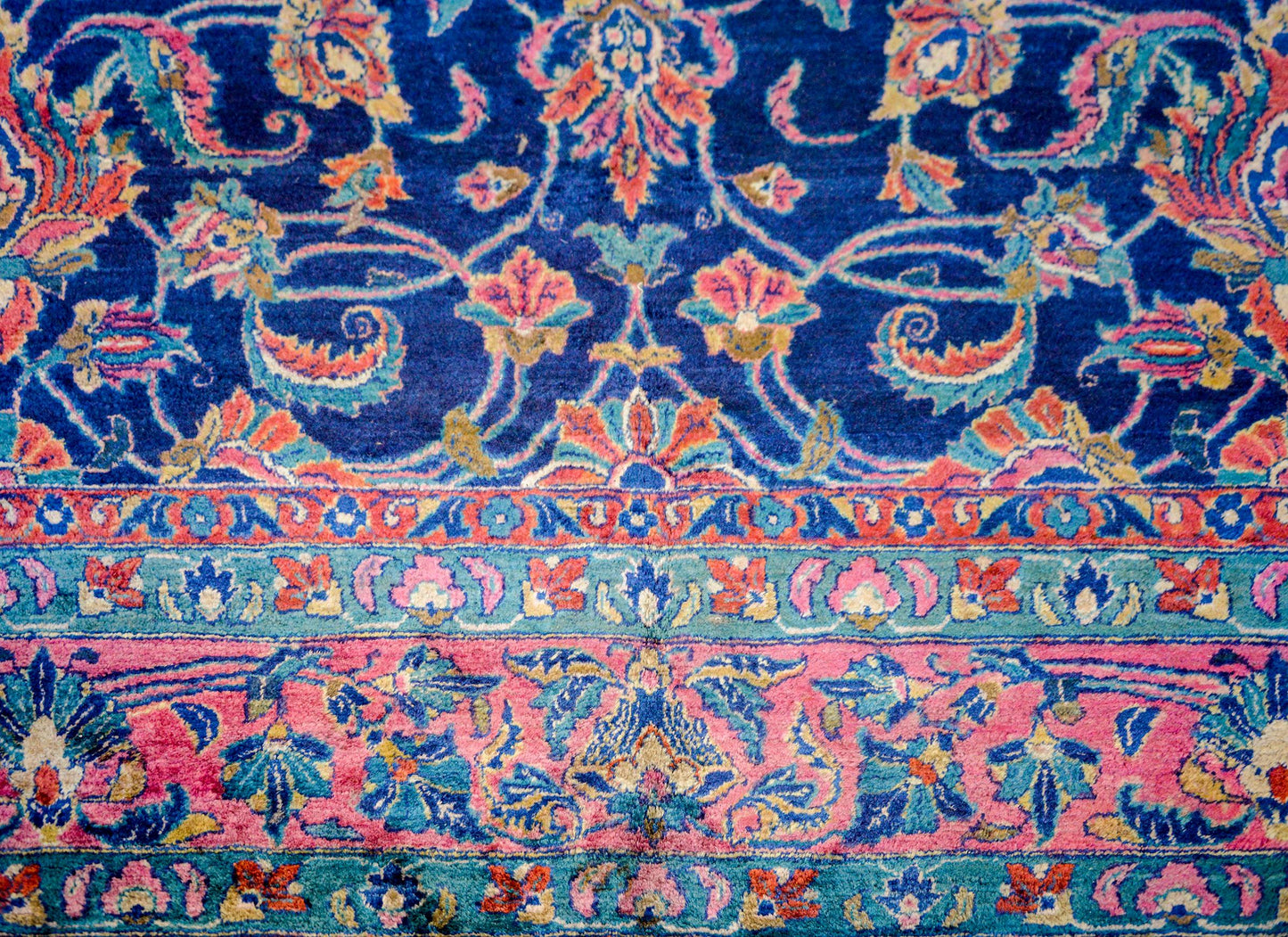 Outstanding Early 20th Century Antique Sarouk Rug For Sale