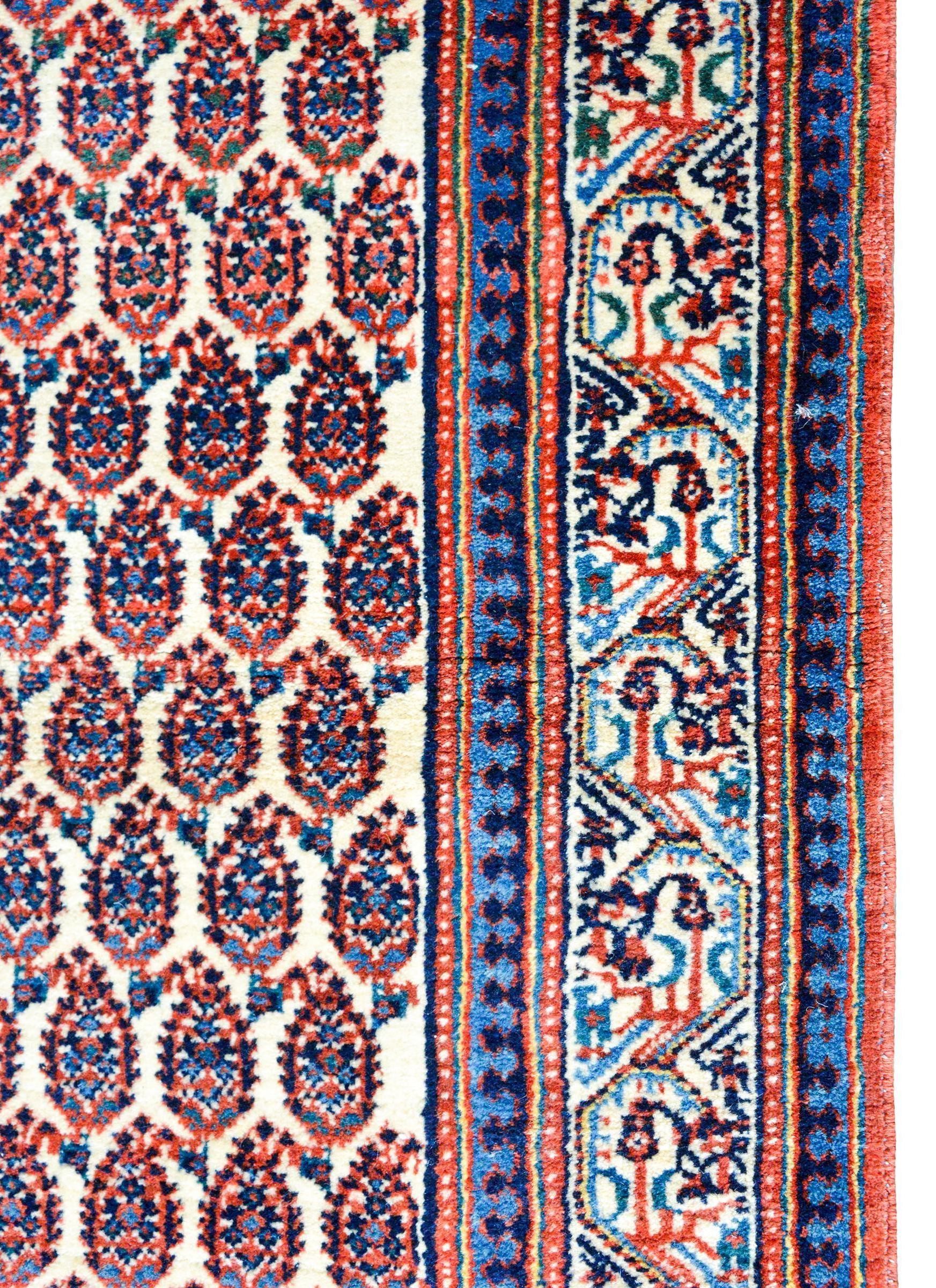 Early 20th Century Seraband Rug For Sale