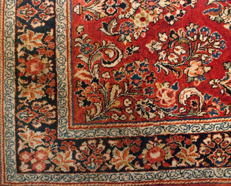 Early 20th Century Sarouk Runner For Sale