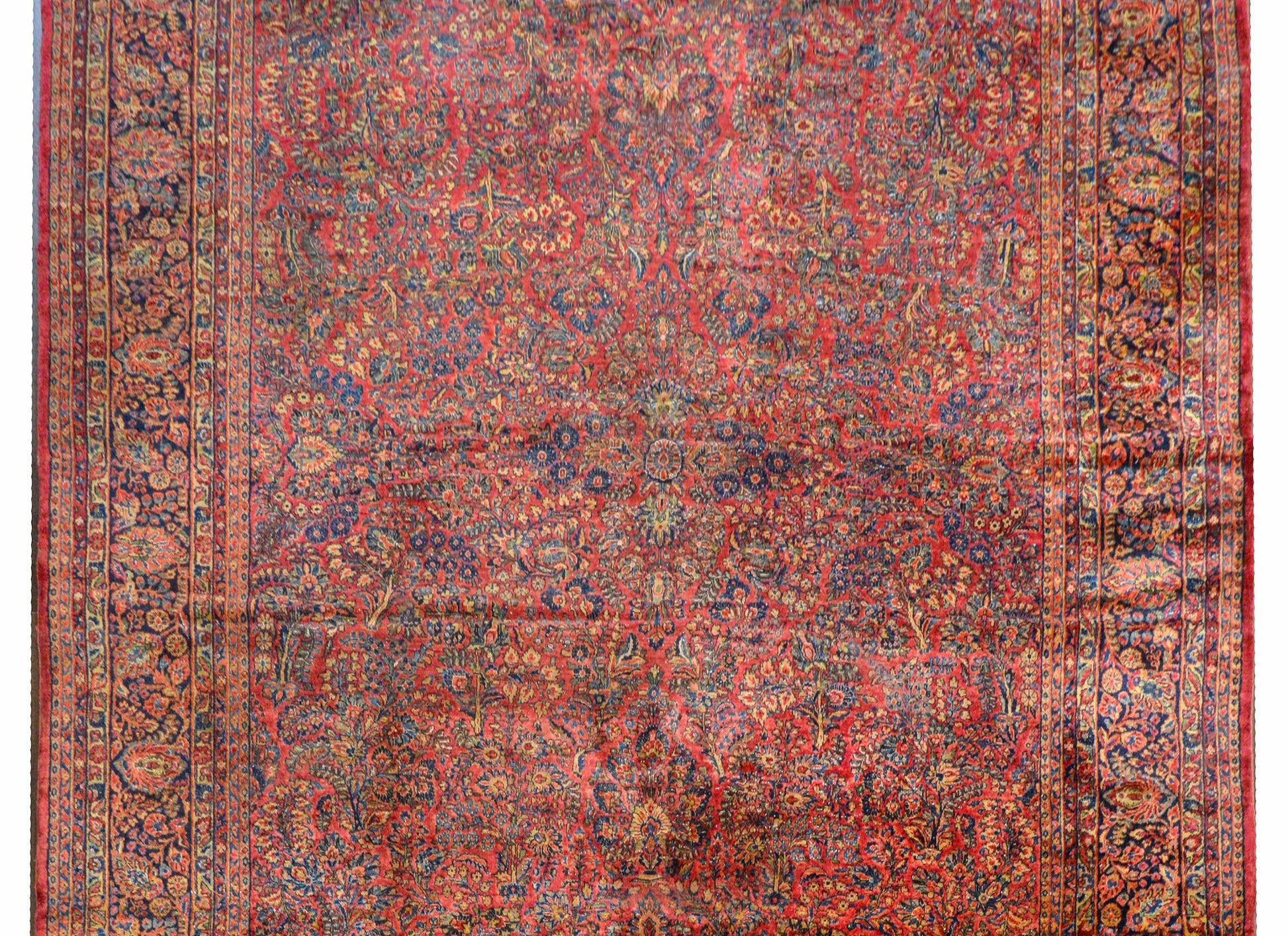 Extraordinary Early 20th Century Sarouk Rug For Sale