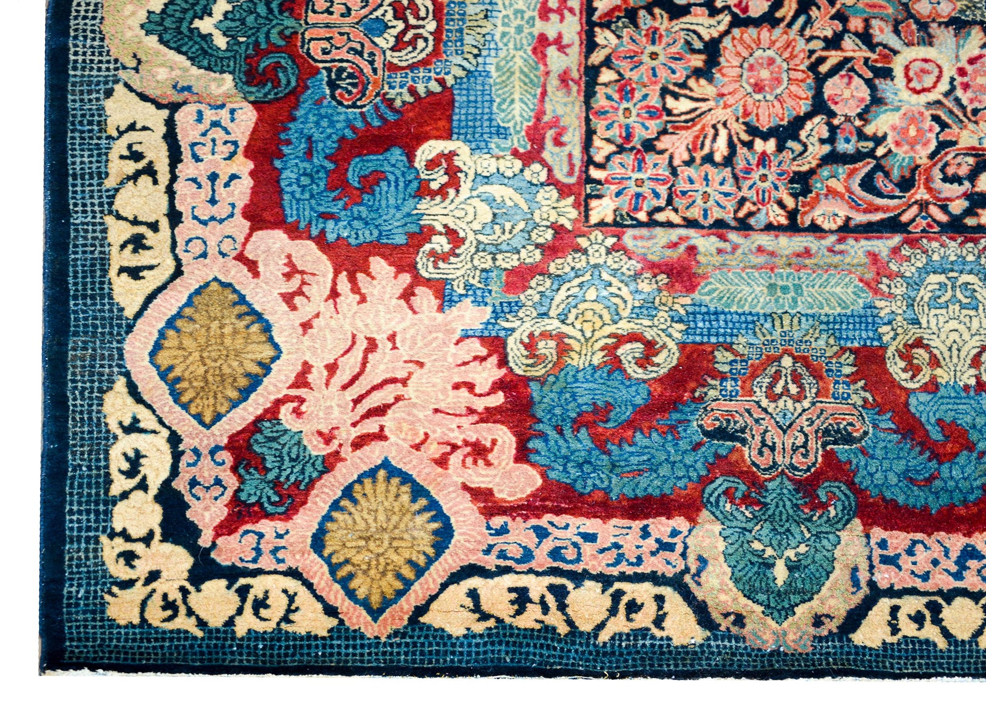 Early 20th Century Persian Sarouk Rug For Sale