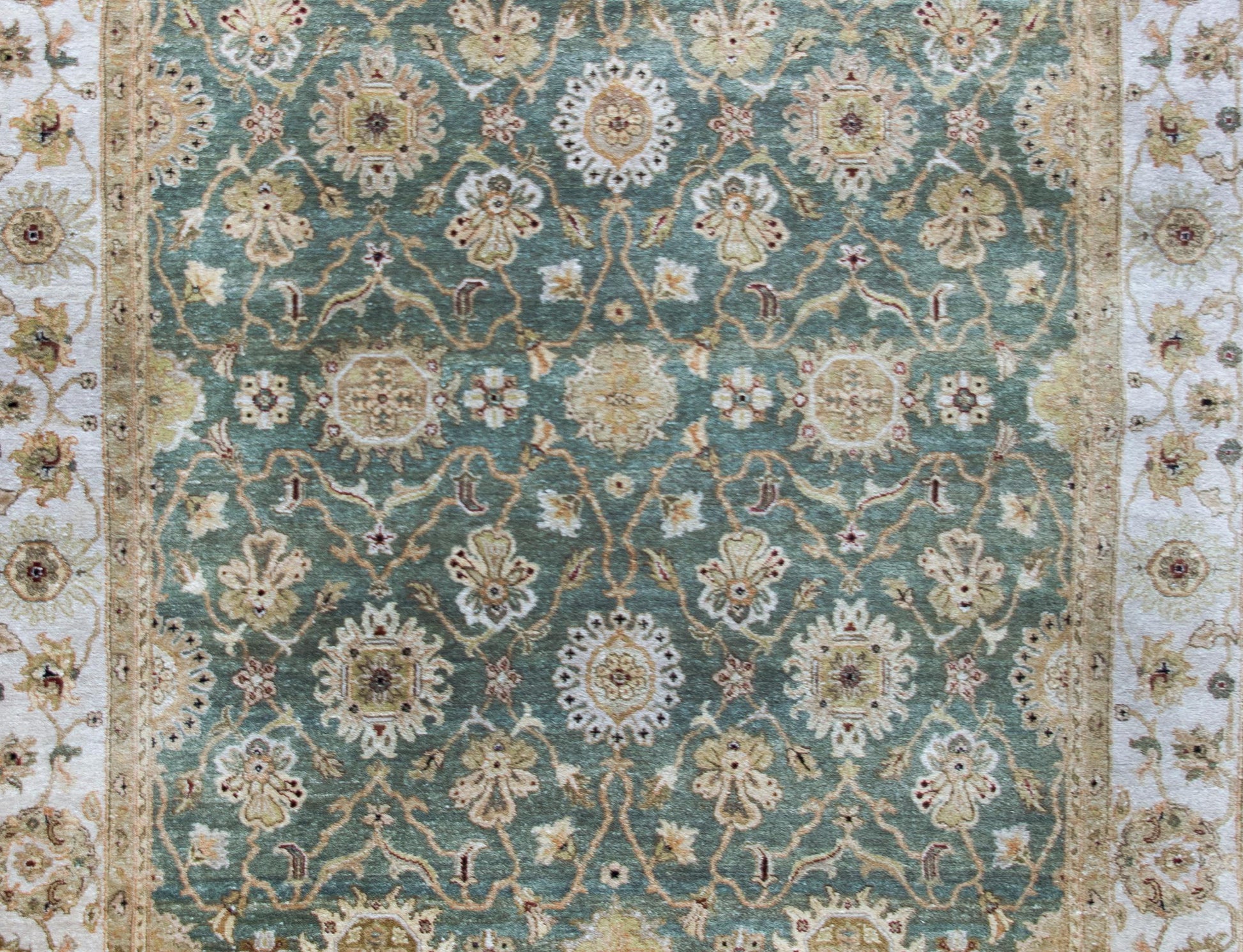 Late 20th Century Indian Tabriz-Style Rug For Sale