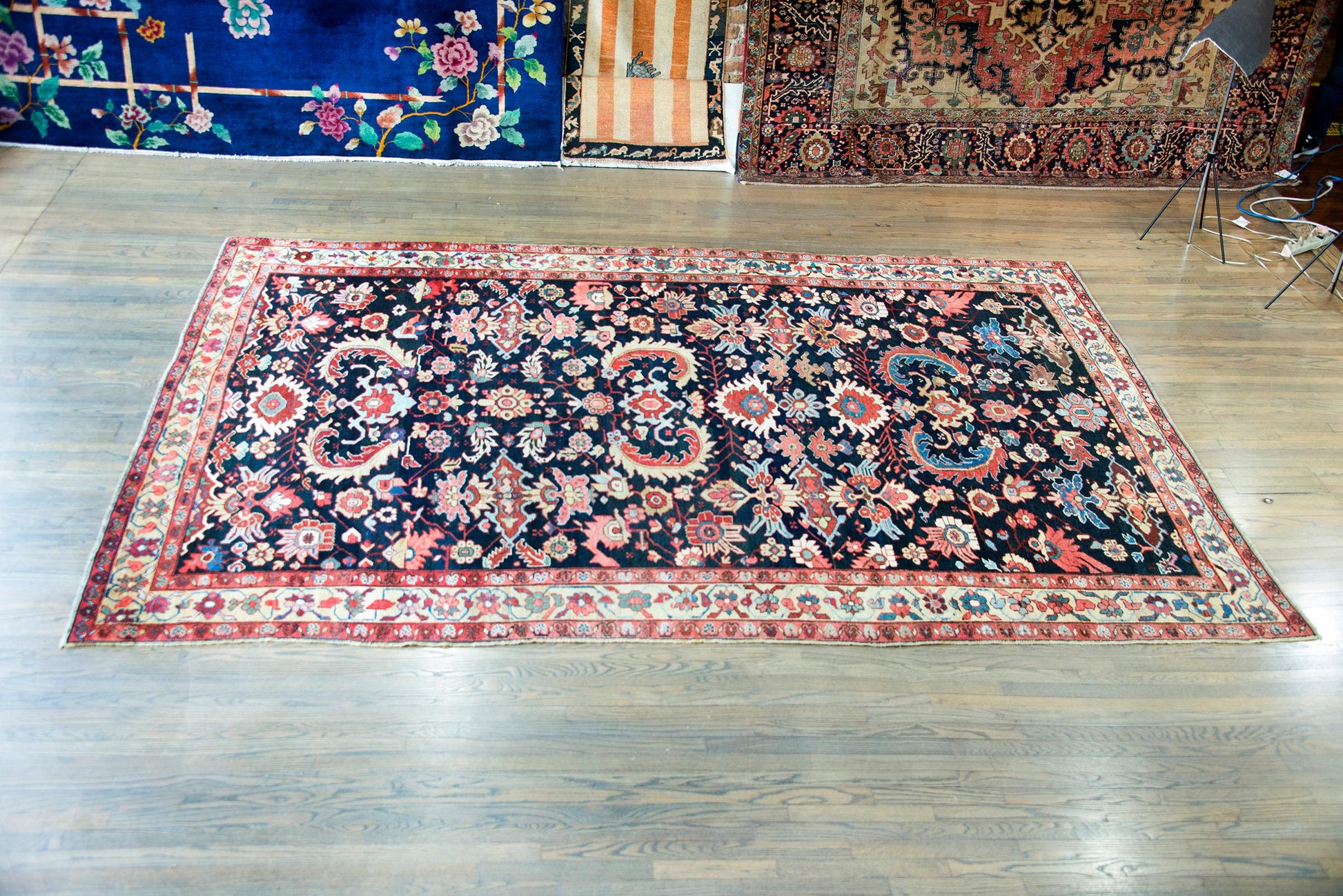 Early 20th Century Persian Heriz Rug For Sale