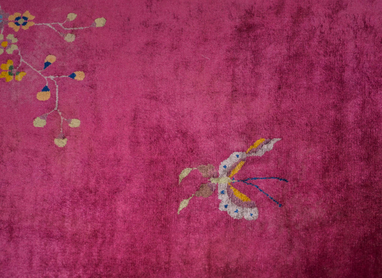 Early 20th Century Chinese Art Deco Rug For Sale