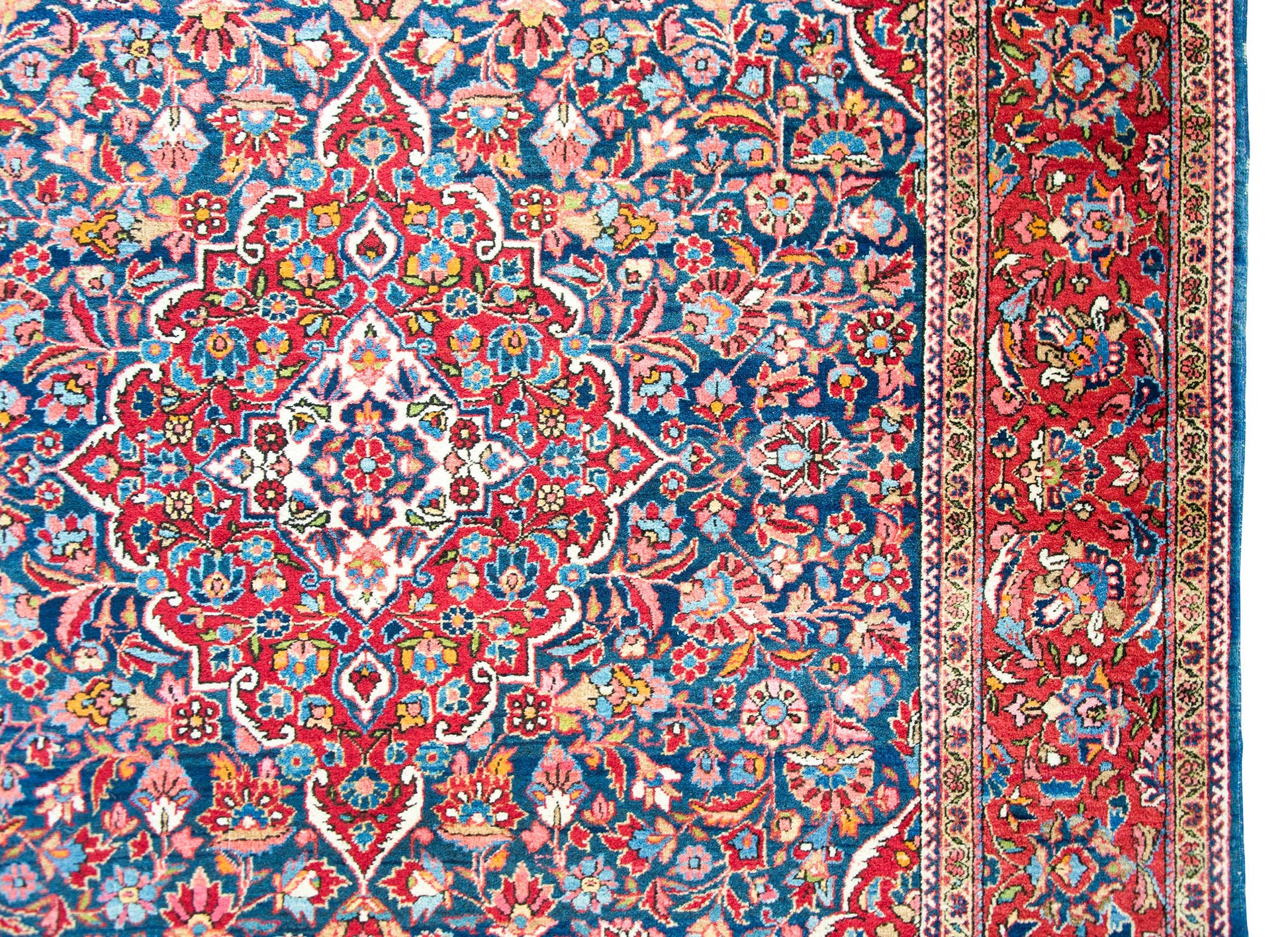 Early 20th Century Persian Kashan Rug For Sale