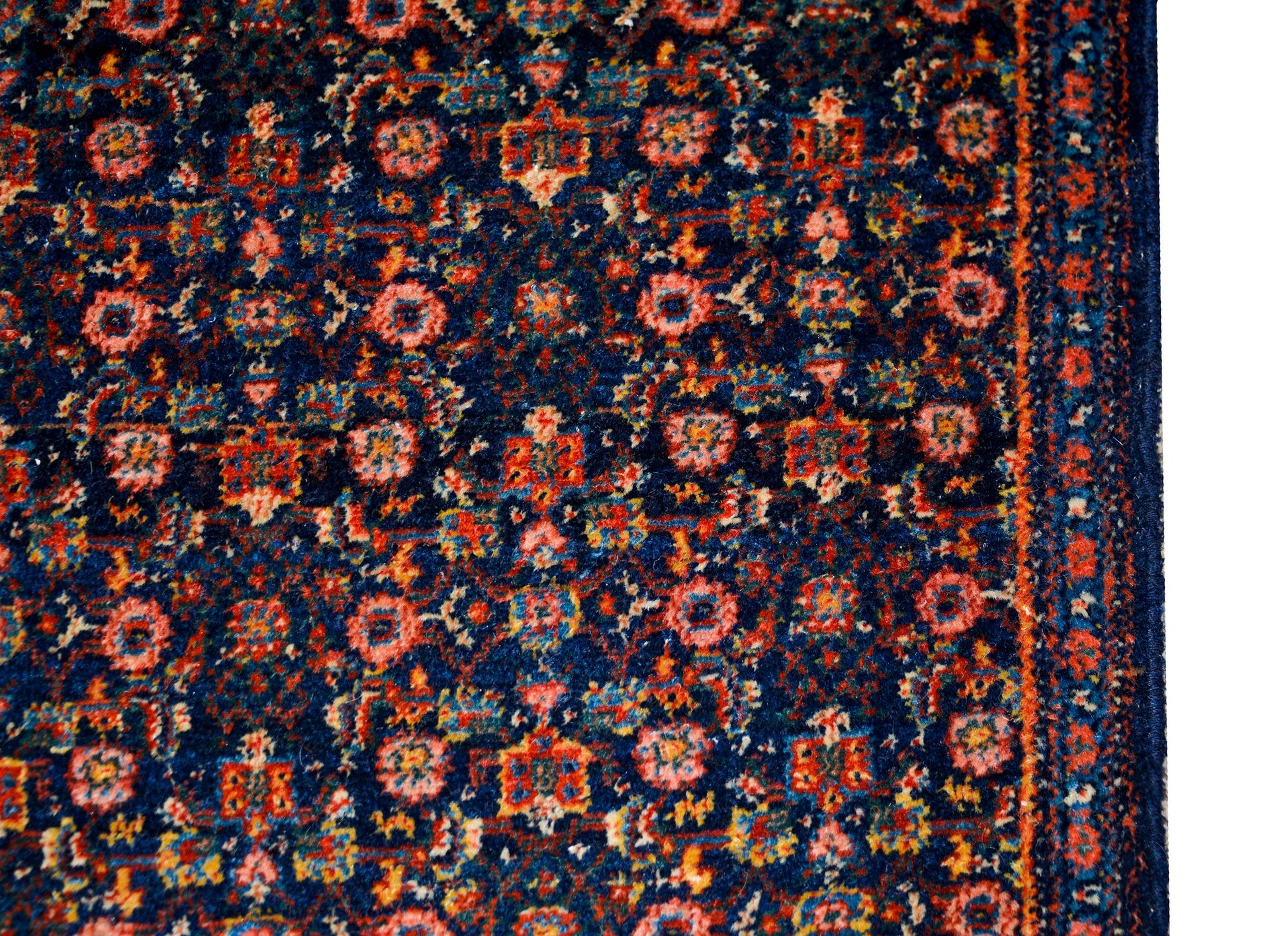 Early 20th Century Persian Senneh Rug For Sale