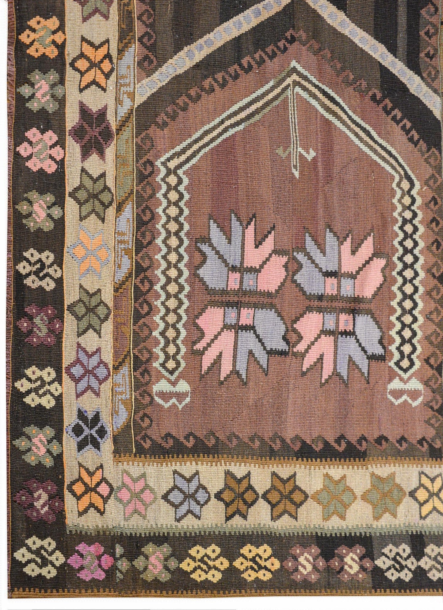 Early 20th Century Anatolian Kilim Rug For Sale