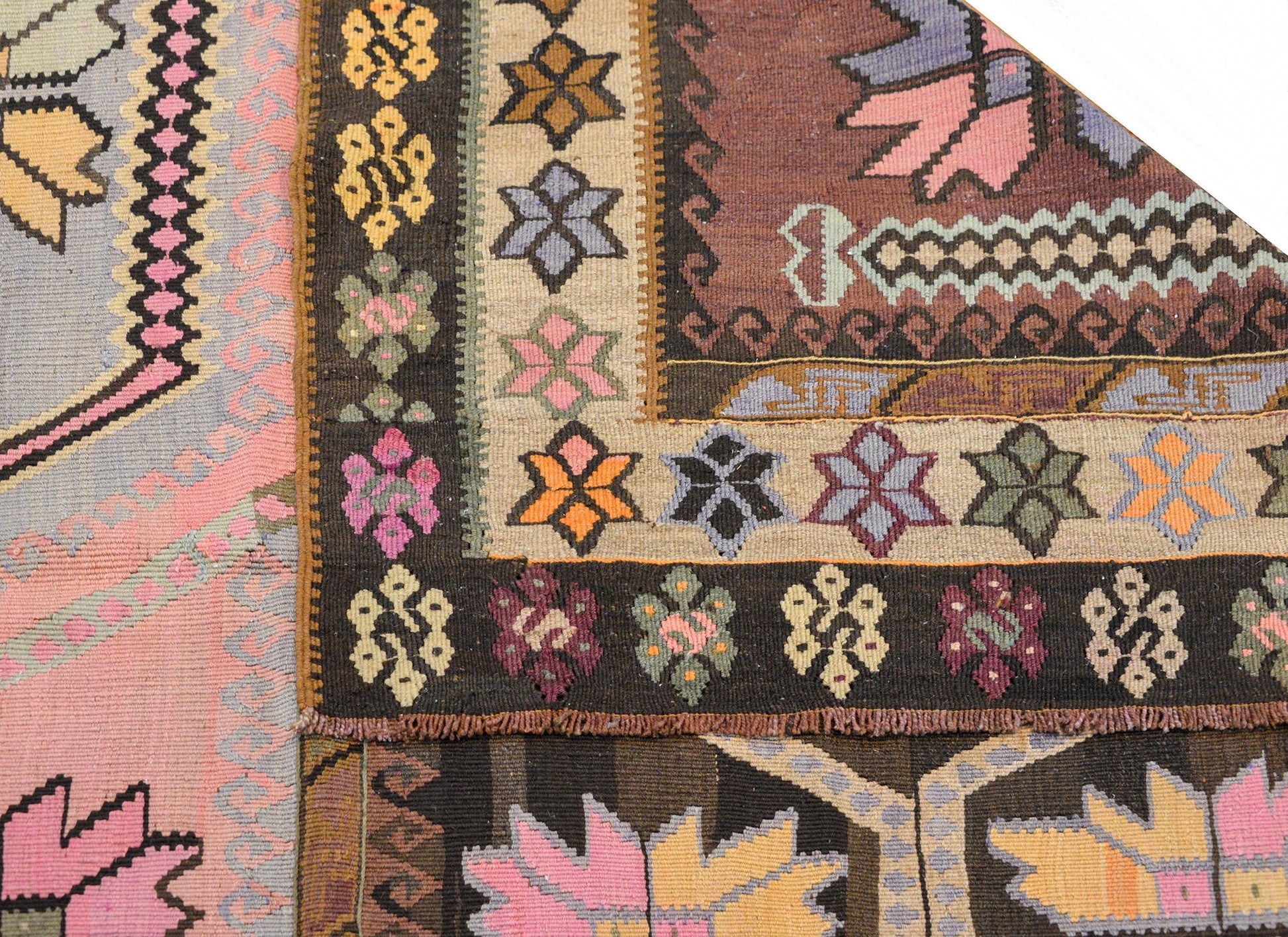 Early 20th Century Anatolian Kilim Rug For Sale