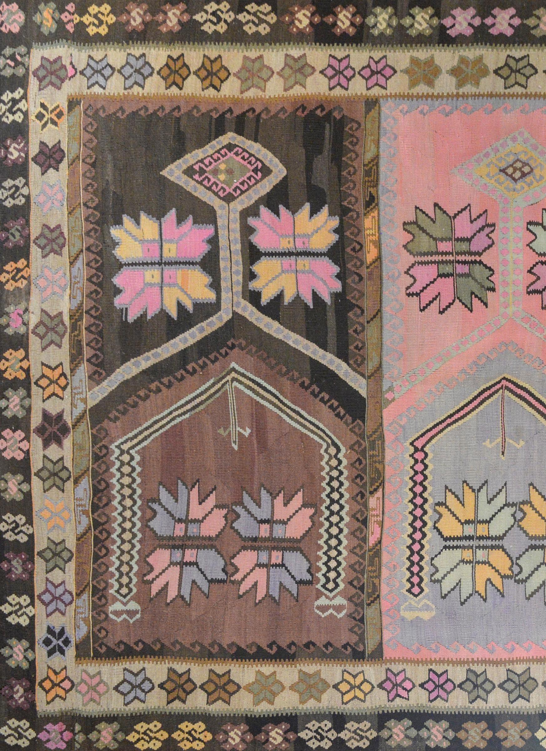 Early 20th Century Anatolian Kilim Rug For Sale