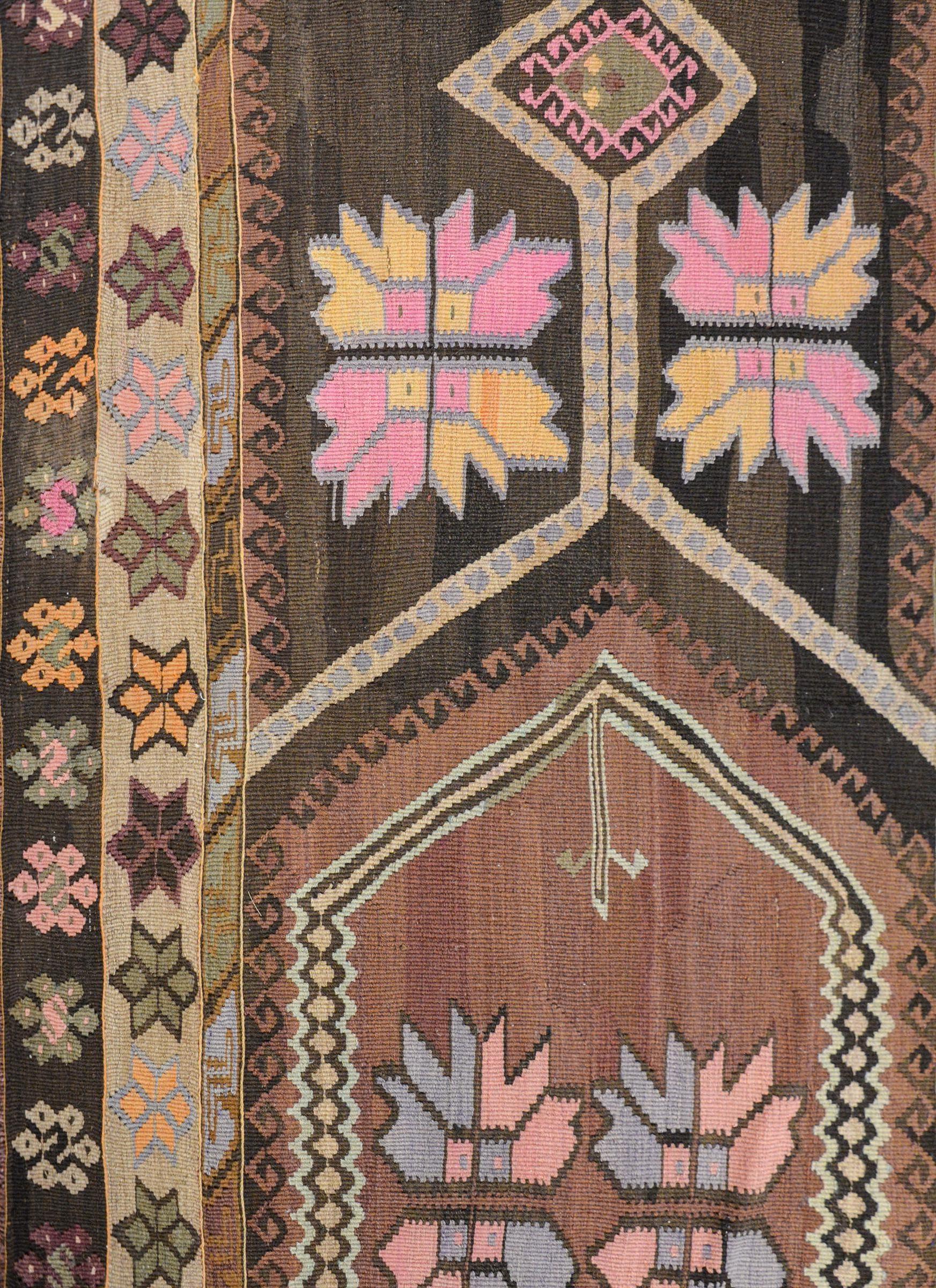 Early 20th Century Anatolian Kilim Rug For Sale