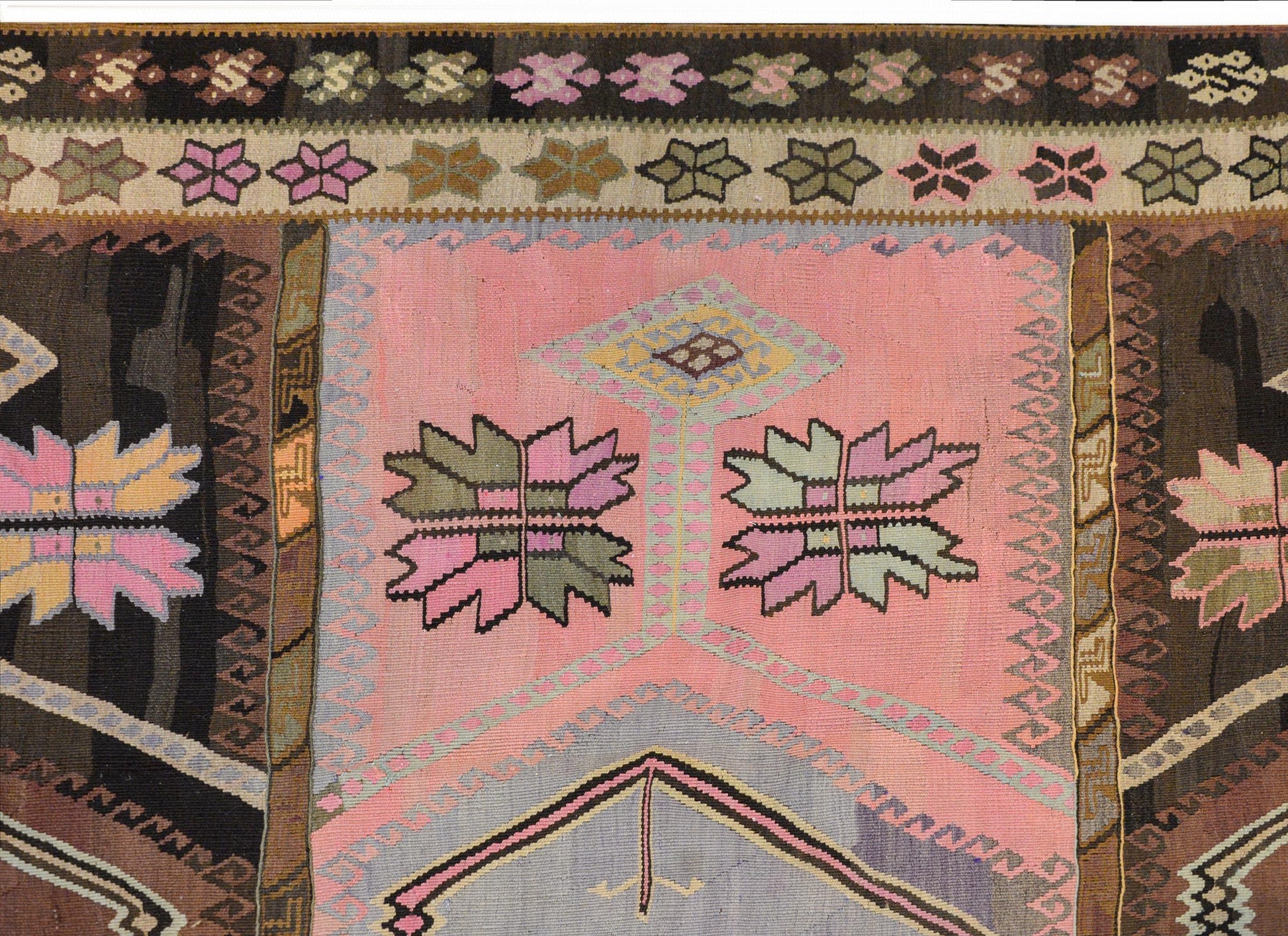 Early 20th Century Anatolian Kilim Rug For Sale