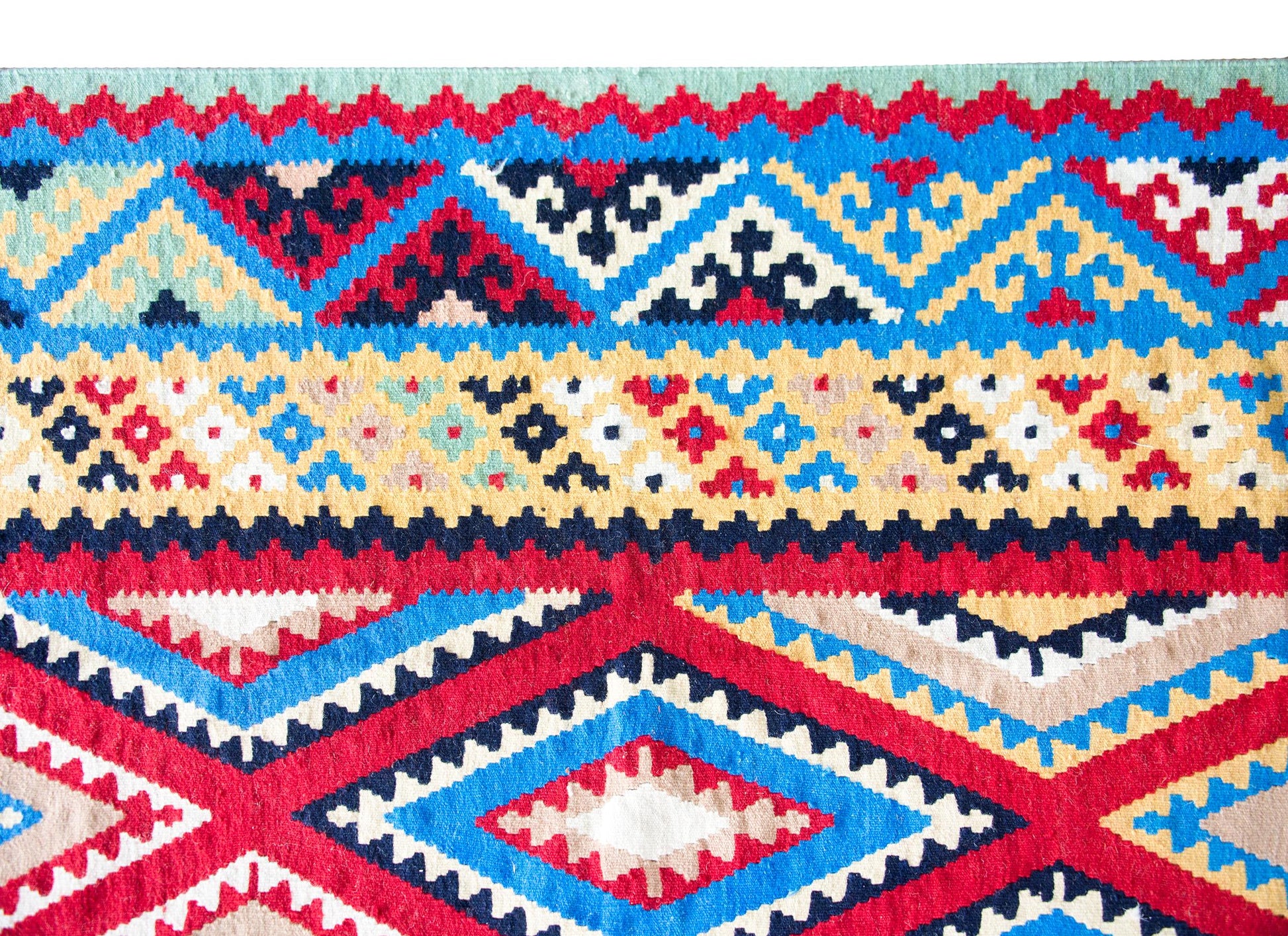 Vintage Persian Shiraz Kilim Rug For Sale