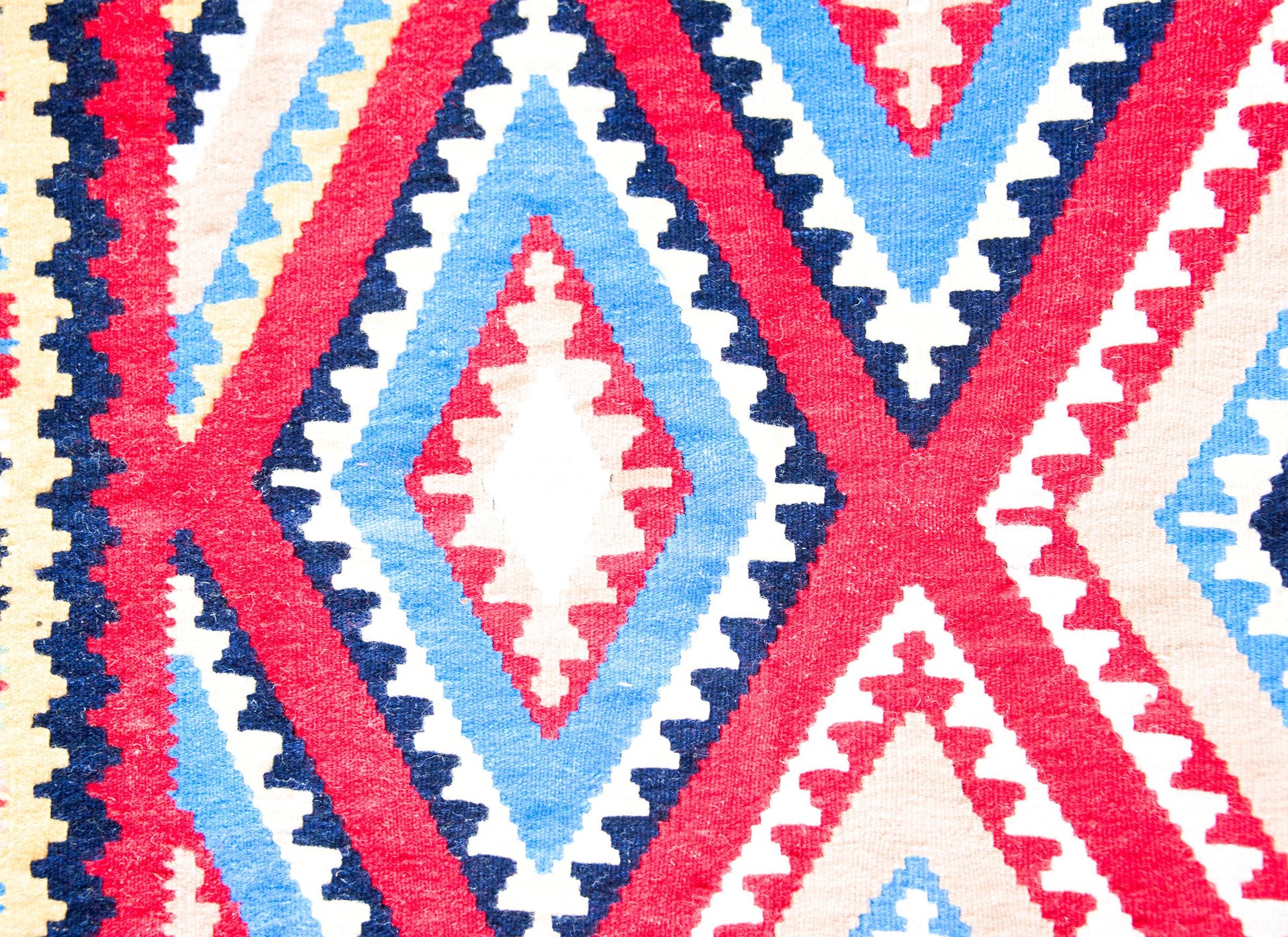 Vintage Persian Shiraz Kilim Rug For Sale