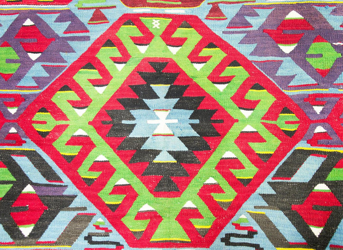 Mid-20th Century Turkish Kilim Rug For Sale