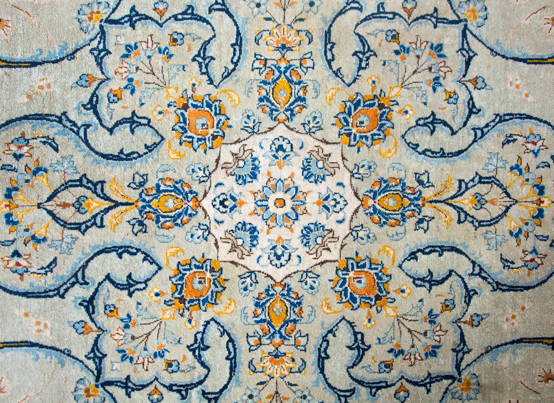 Early 20th Century, Persian Kashan Rug For Sale