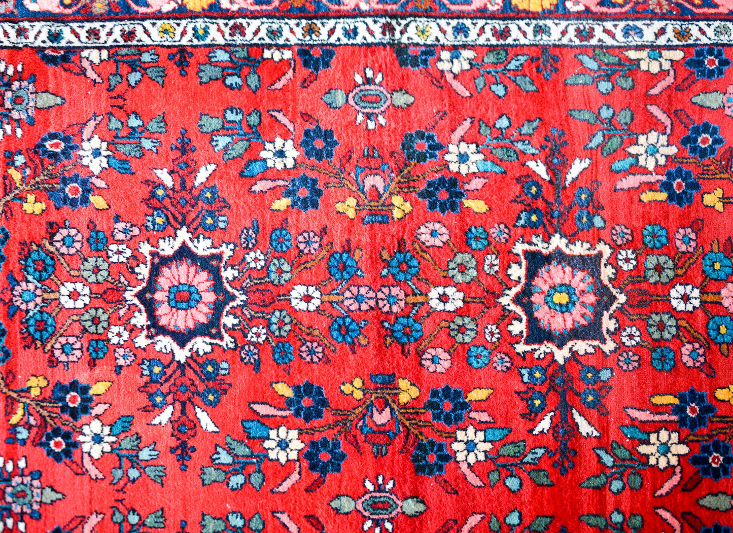 Early 20th Century Dargazin Rug For Sale
