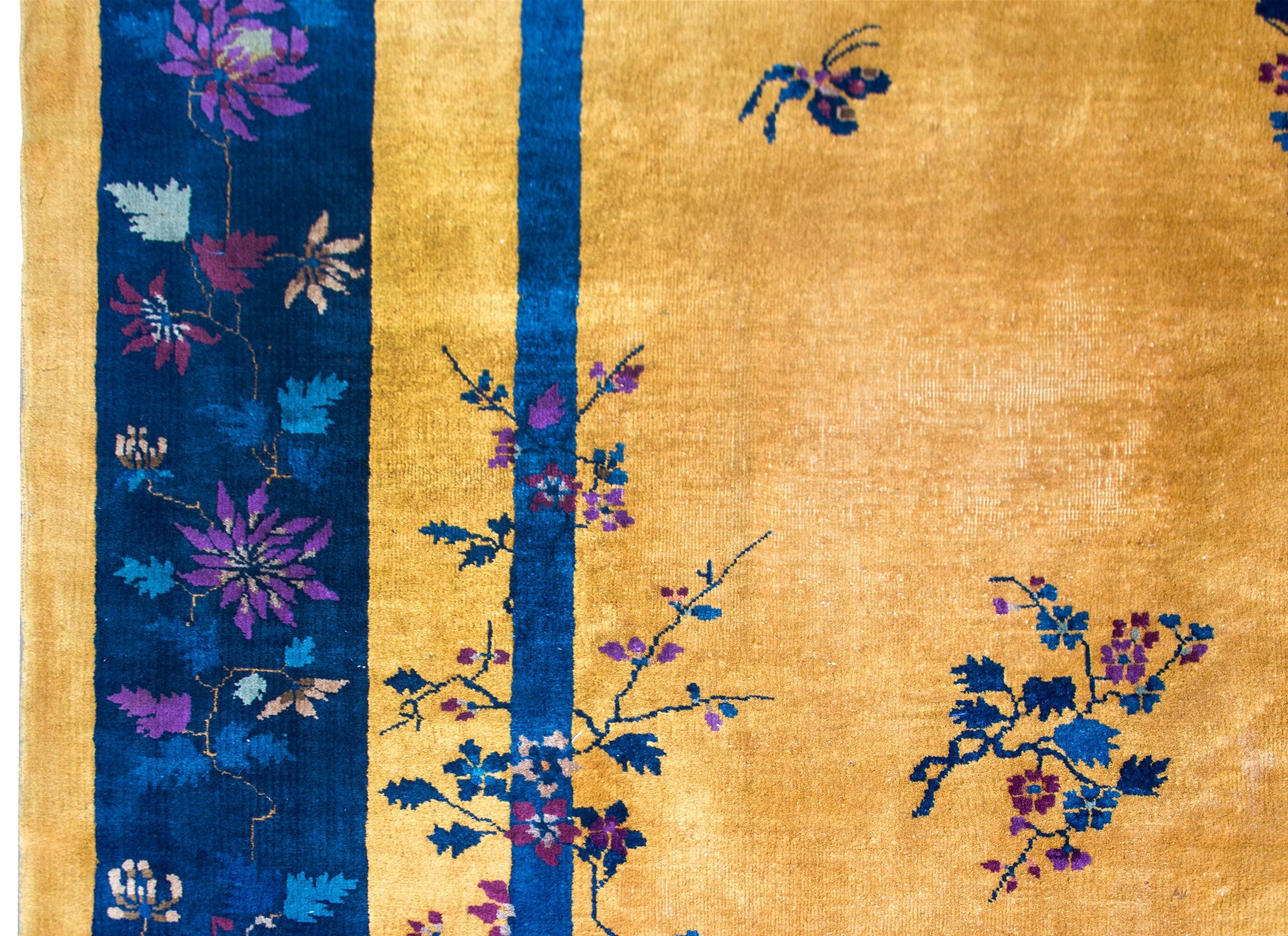 Early 20th Century Chinese Art Deco Rug For Sale