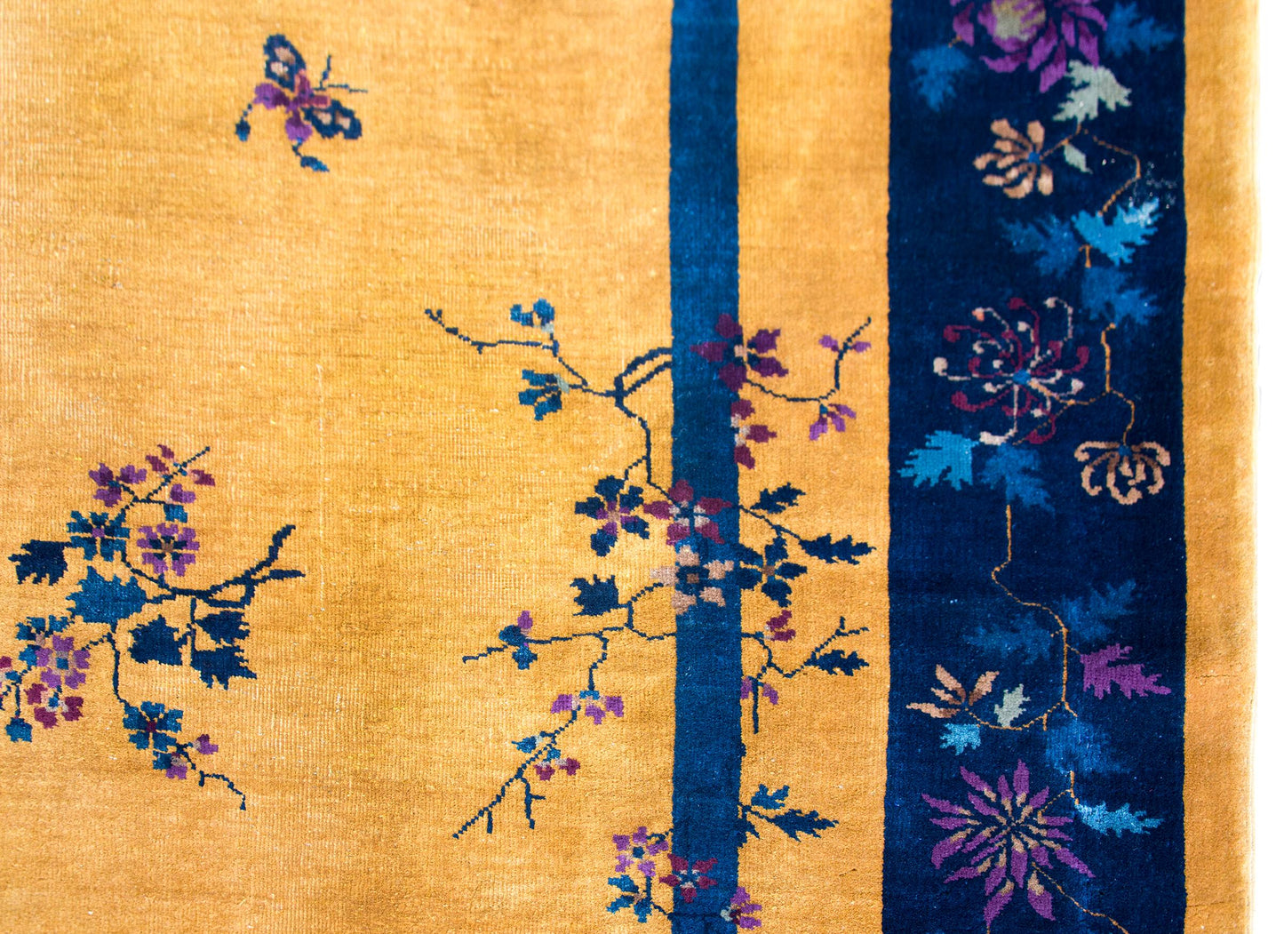 Early 20th Century Chinese Art Deco Rug For Sale