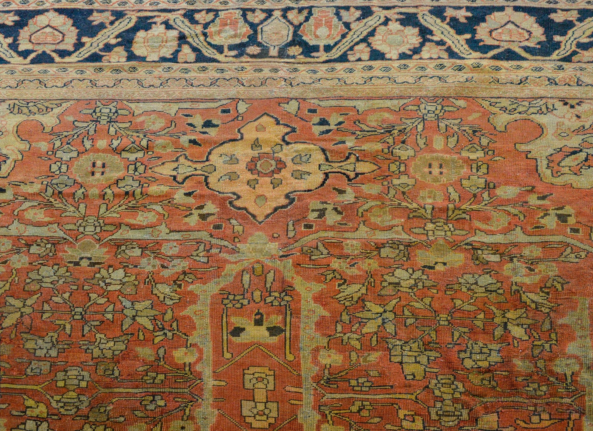 Outstanding Early 20th Century Palatial Sultanabad Rug For Sale