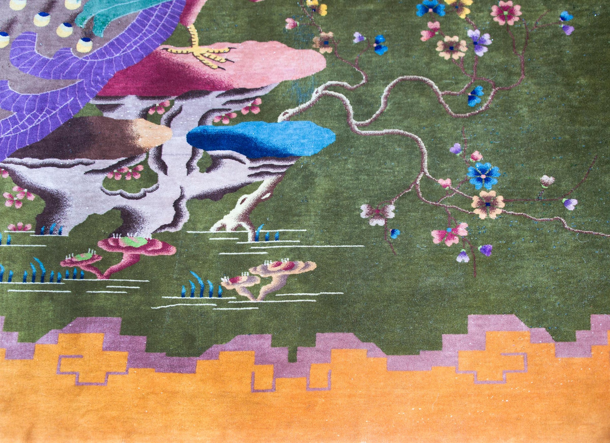 Early 20th Century Chinese Art Deco Rug For Sale