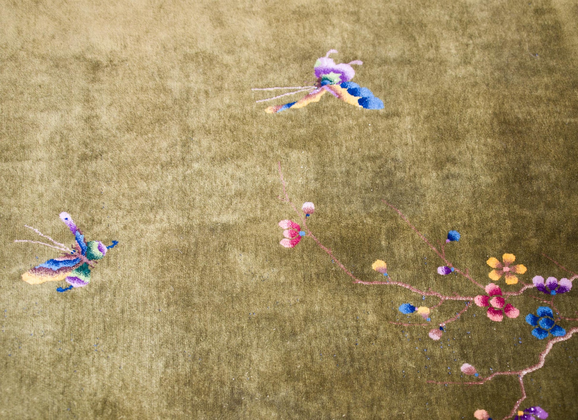 Early 20th Century Chinese Art Deco Rug For Sale