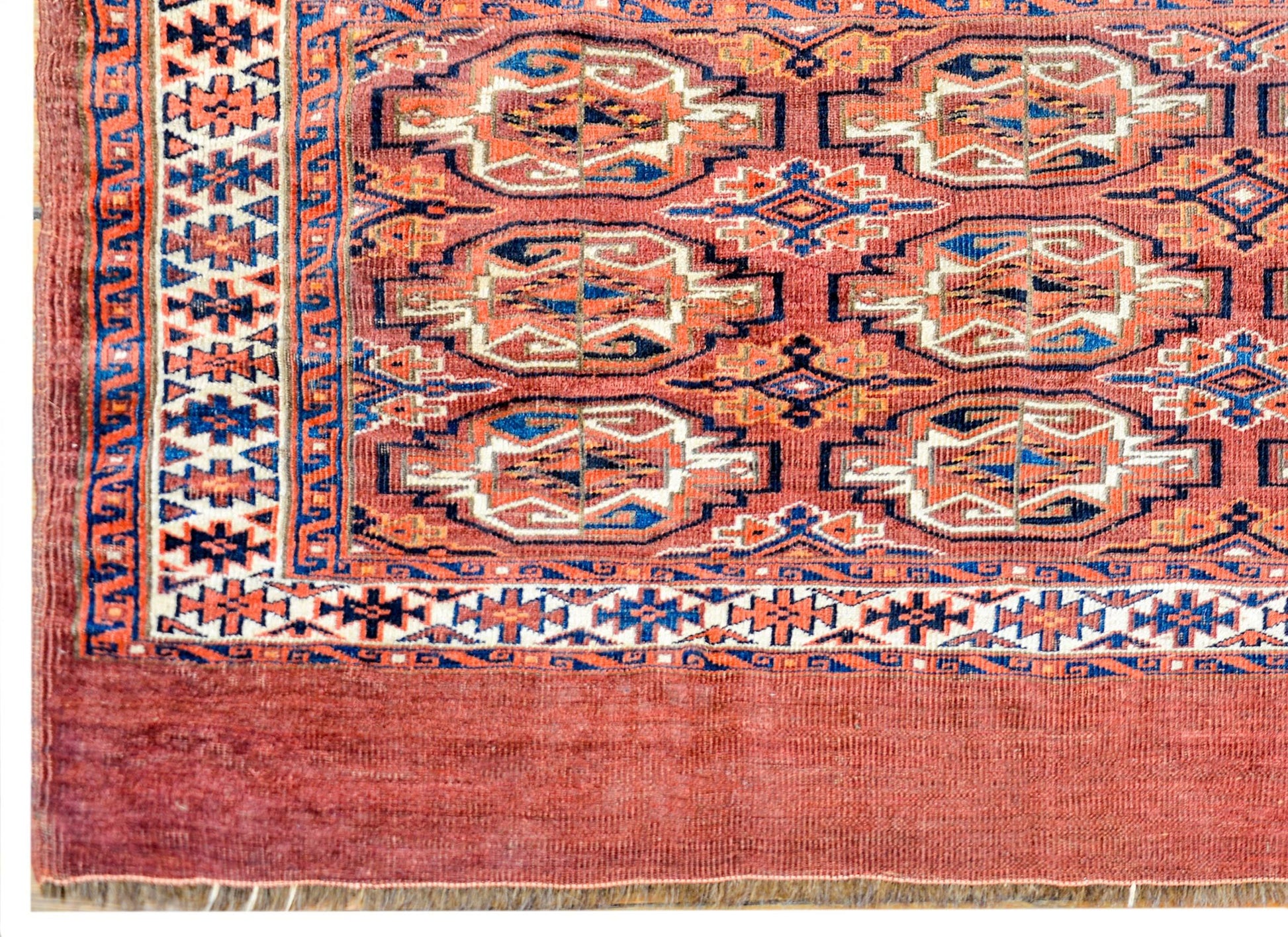 Early 20th Century Yamut Rug For Sale