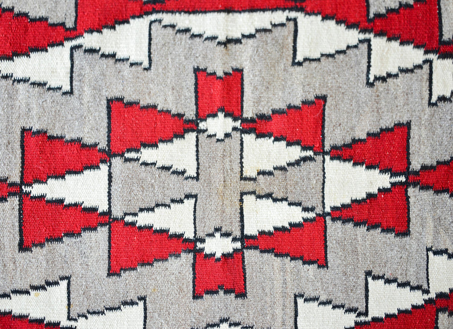 Early 20th Century Navajo Rug For Sale