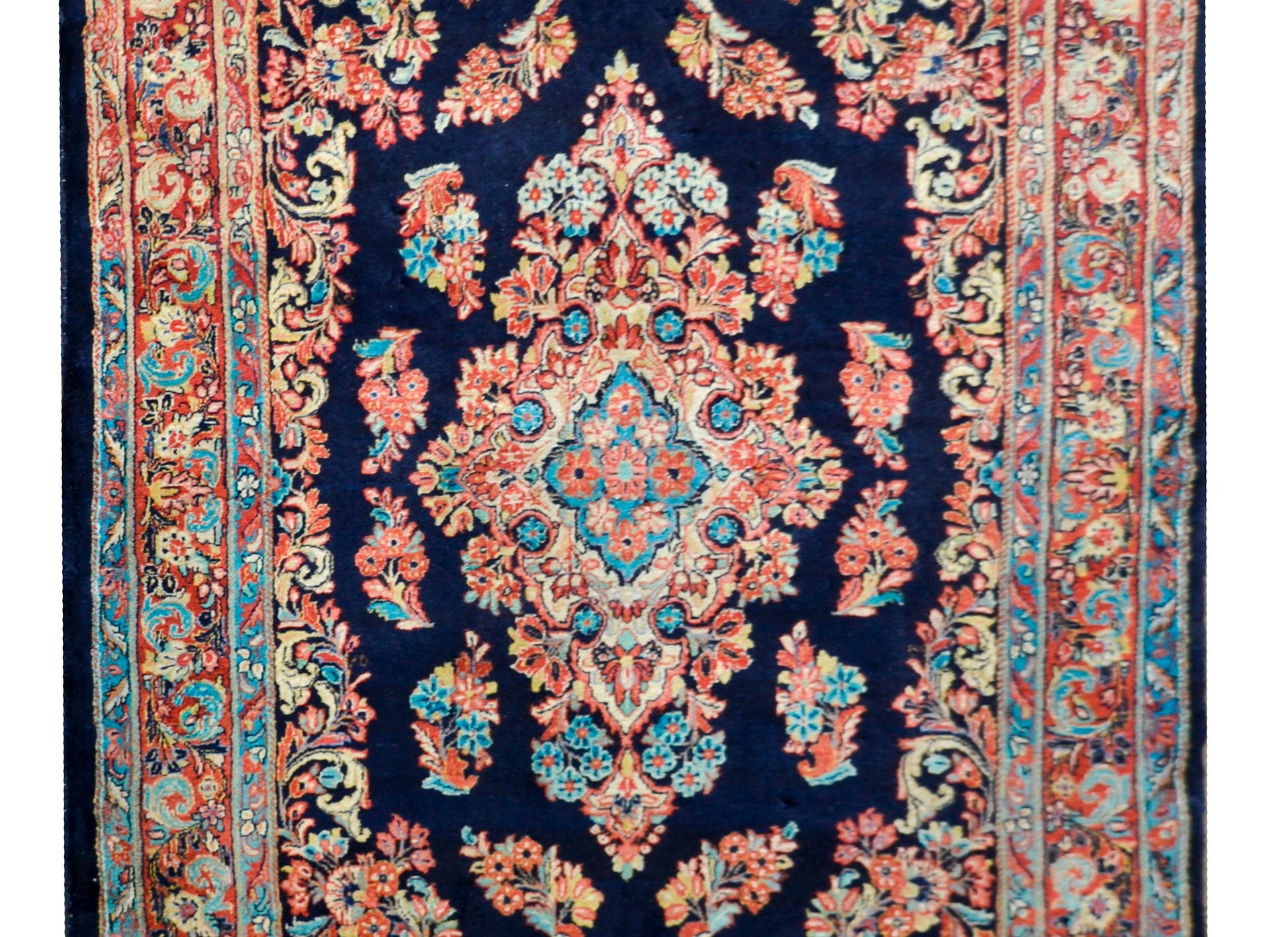 Early 20th Century Persian Sarouk Rug For Sale