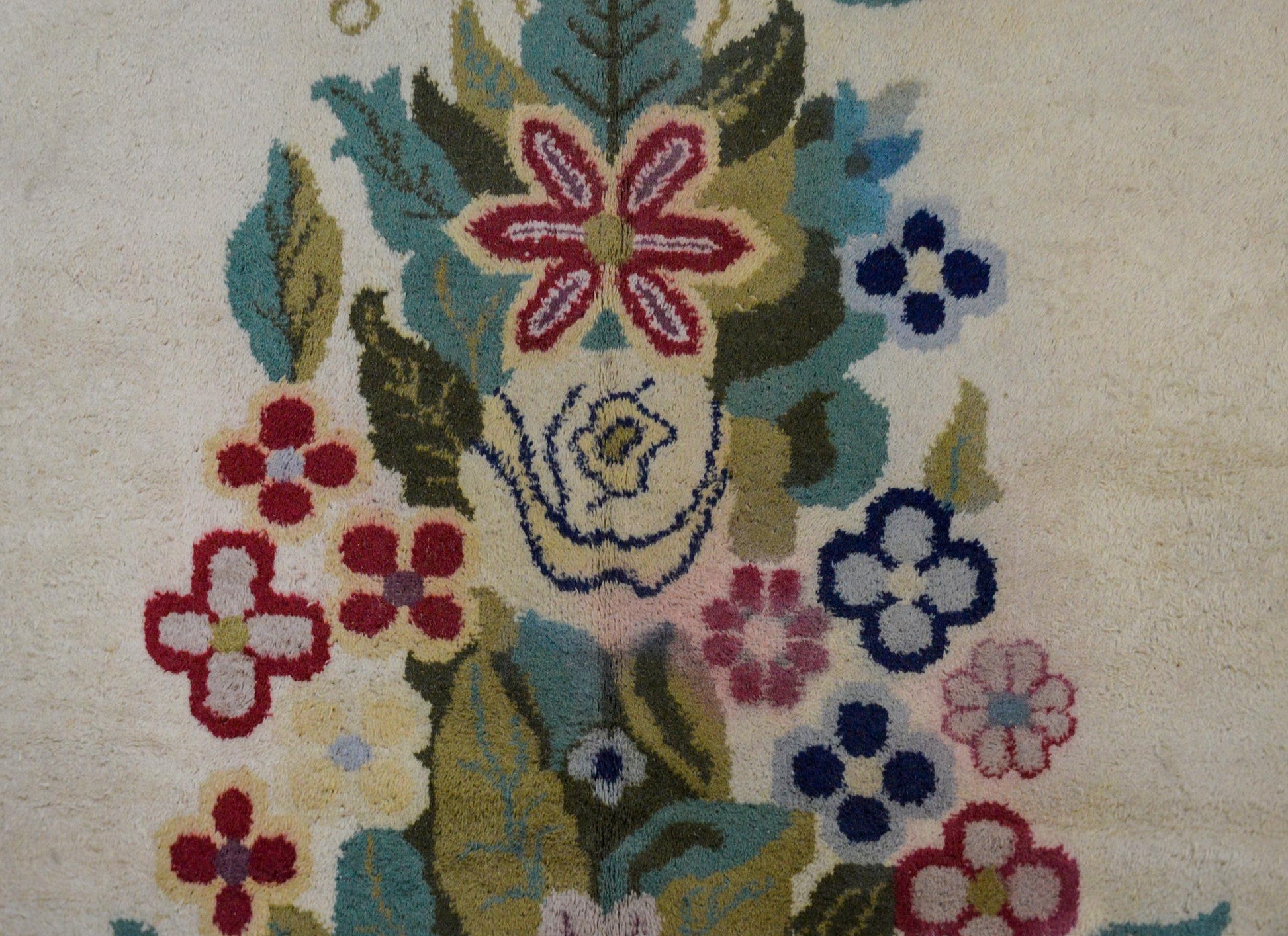 Unusual Vintage Chinese Style Rug For Sale