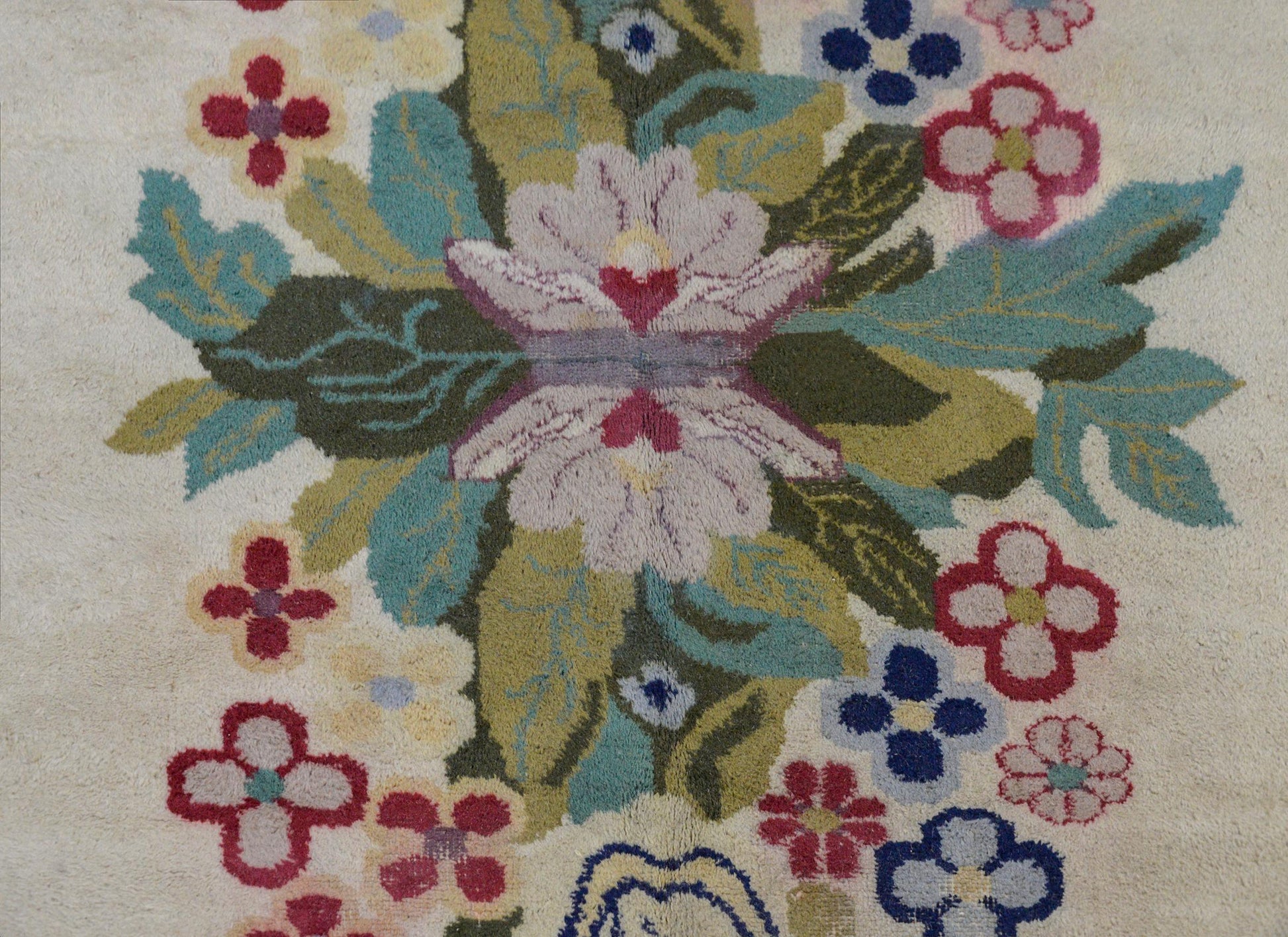 Unusual Vintage Chinese Style Rug For Sale
