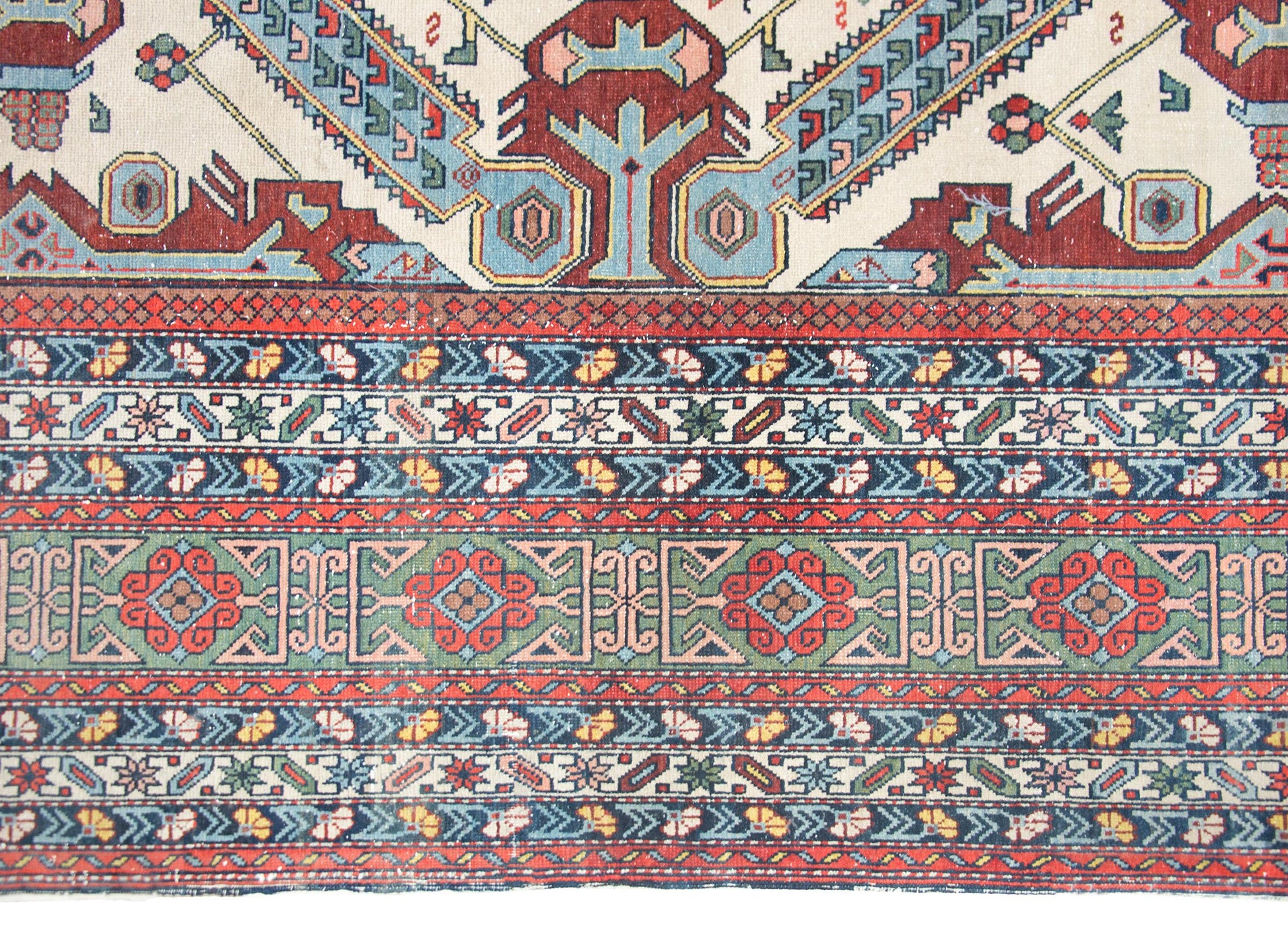 Early 20th Century Persian Ardabil Rug For Sale