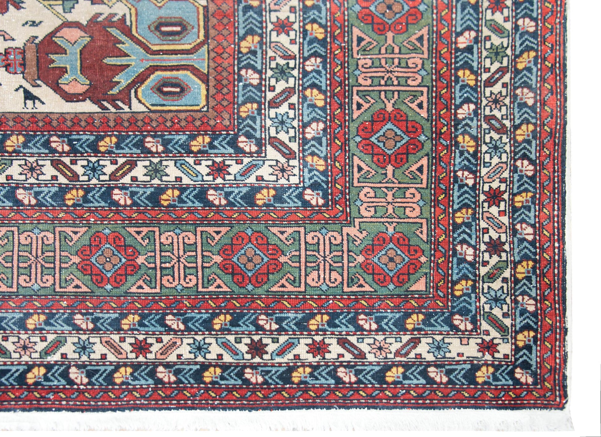 Early 20th Century Persian Ardabil Rug For Sale