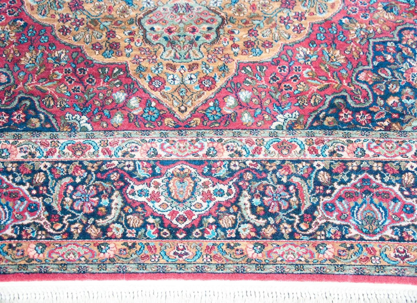 Early 20th Century Karastan-Style Rug For Sale