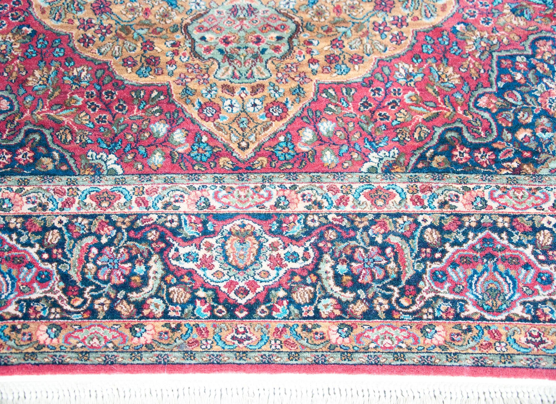Early 20th Century Karastan-Style Rug For Sale