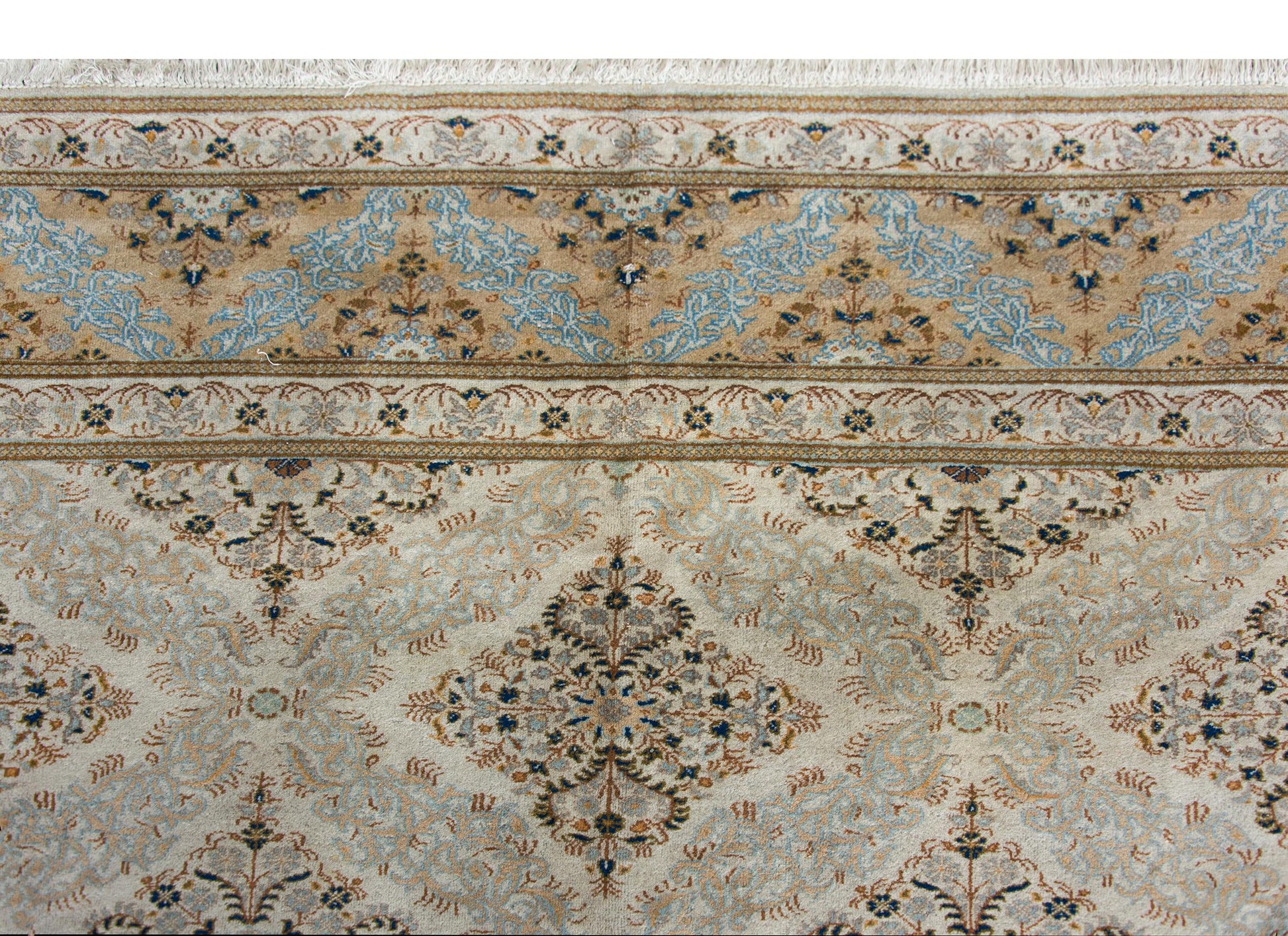 Early 20th Century Persian Kashan Rug For Sale