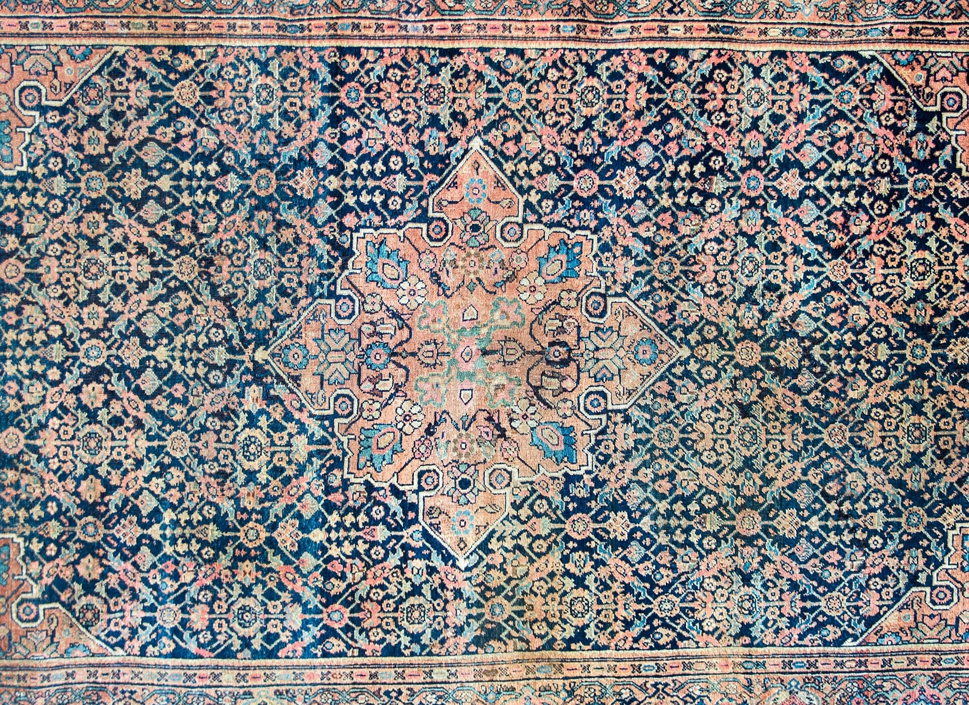 Early 20th Century Persian Farahan Herati Rug For Sale