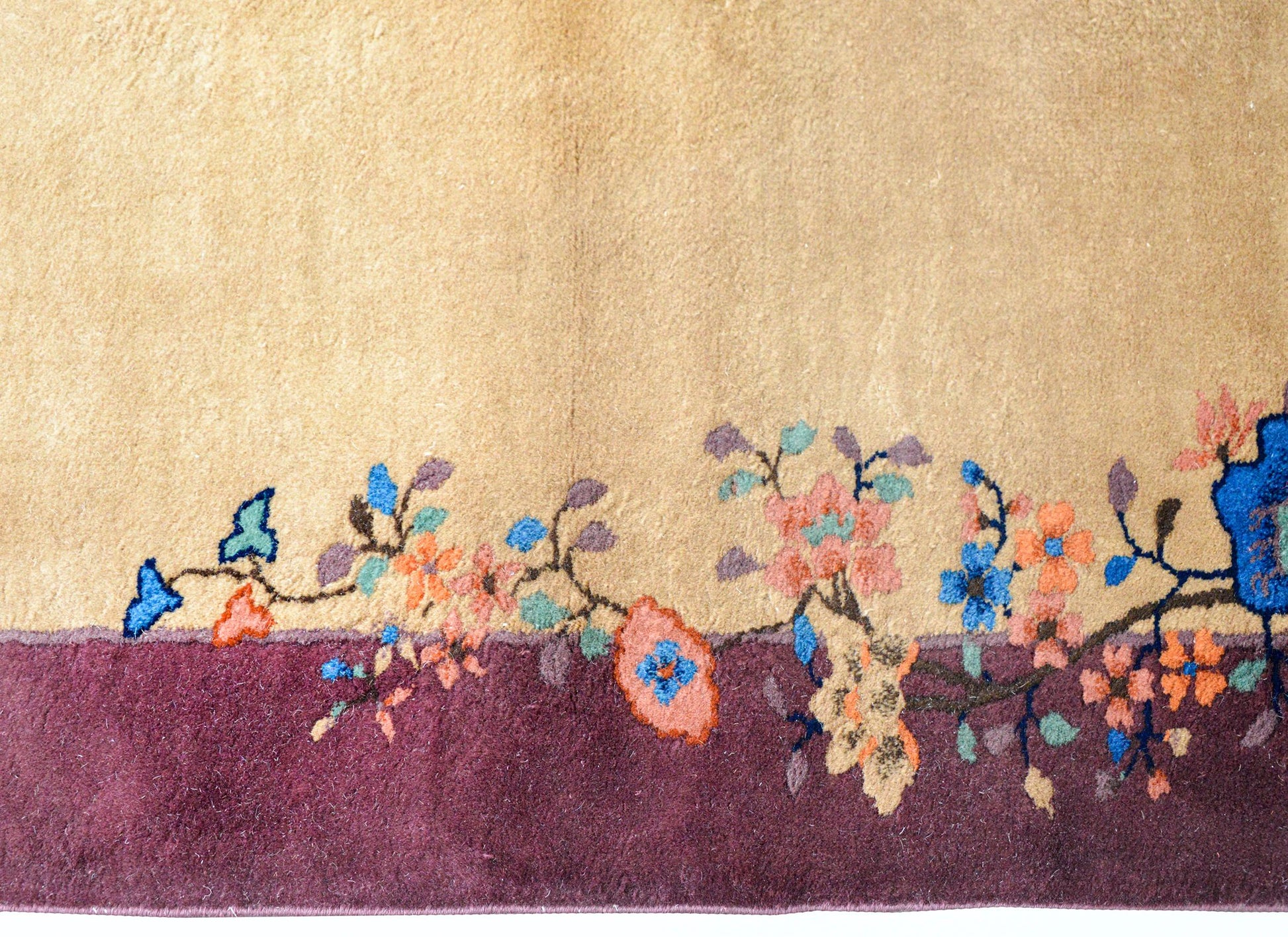 Early 20th Century Chinese Art Deco Rug For Sale